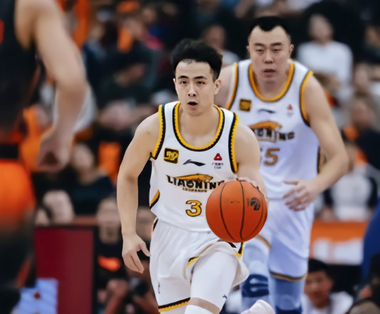 爱游戏APP-公牛轻取吉林队，赵继伟关键制胜