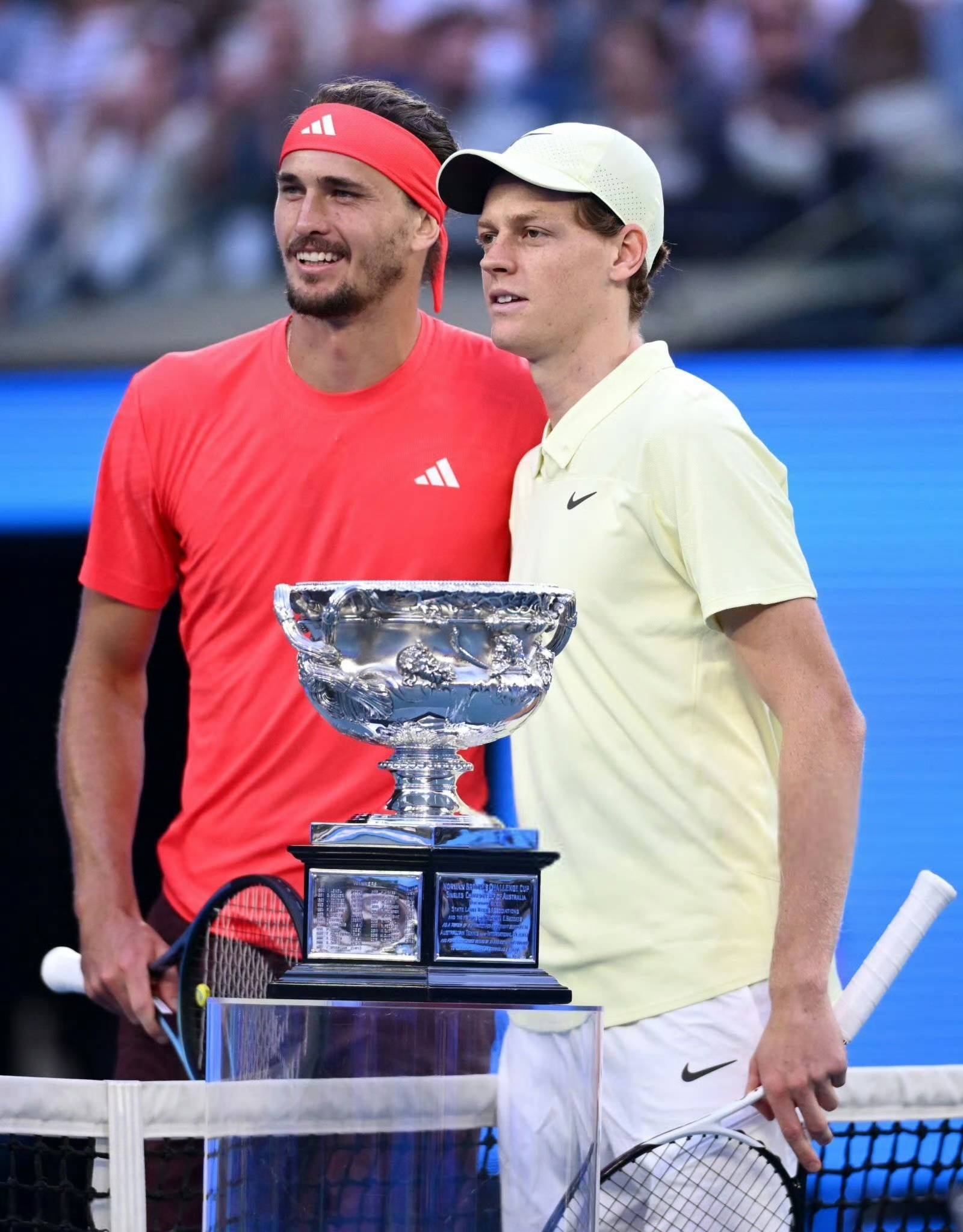 爱游戏APP-温网鏖战澳网,兹维列夫扛起全队