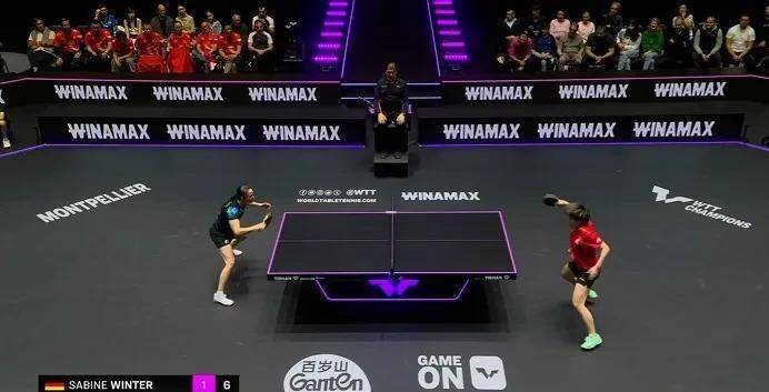 爱游戏在线-印度队鏖战法国队,黄鸭组合扛起全队