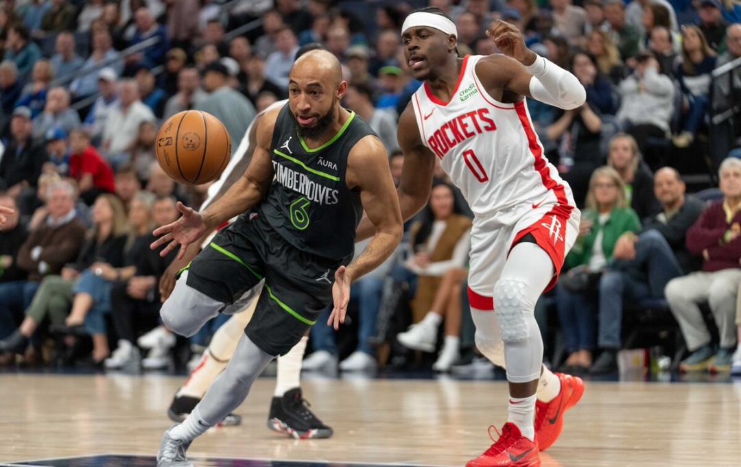 爱游戏APP-热火绝杀独行侠，范弗利特点燃赛场